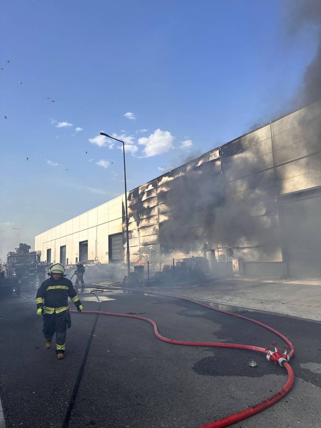 Konya’da 2 fabrika yanmıştı! Görüntüler ortaya çıktı 8